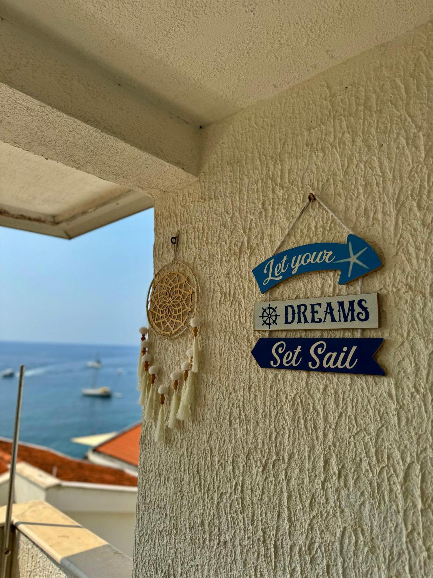 Pine&Sea Beach Retreat Sveti Stefan Kültér fotó